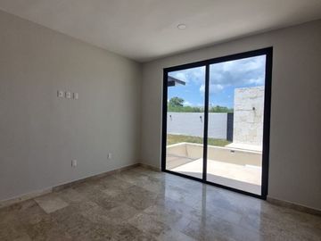 Casa en Venta en Residencial Entre Parques, Mérida Yucatán.