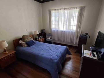 Se vende hermosa casa Playa Ancha, Av Gran Bretaña.Ew.-