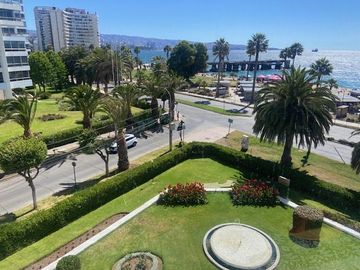 Se vende acogedor departamento en Condominio Torres del Pacifico.Ang.-