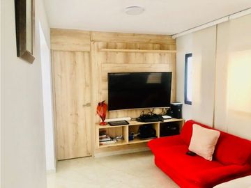 SE VENDE ESPECTACULAR CASA INDEPENDIENTE CON PISCINA EN LA CUMBRE