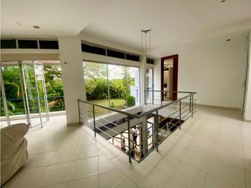 EN VENTA HERMOSA CASA EN CARTAGENA EN CONDOMINIO CON PLAYA PRIVADA