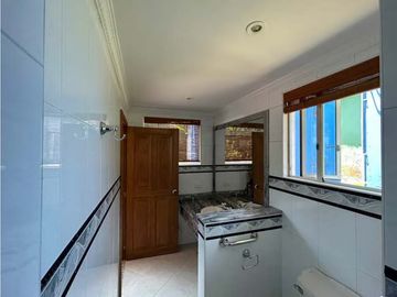 HERMOSA CASA QUINTA EN VENTA, LA MESA, CUNDINAMARCA