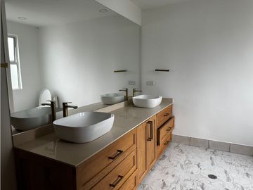 Casa en Venta y Arriendo Las Palmas Medellín