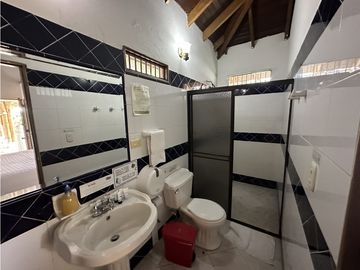 Se Vende Finca Hotel Cerca Al Parque Del Café Pueblo Tapao Quindio