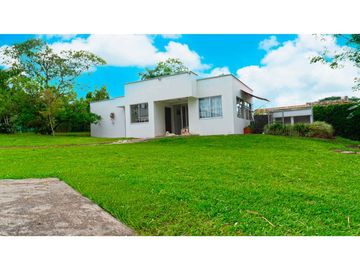 SE VENDE CASA CAMPESTRE KM 10 VIA AL EDEN - URBANIZACION EL CABRERO