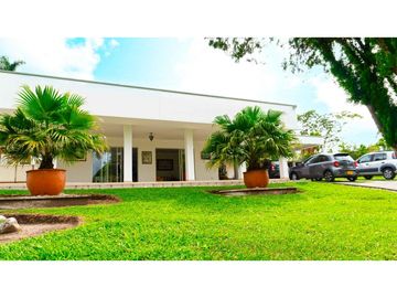 SE VENDE CASA CAMPESTRE KM 10 VIA AL EDEN - URBANIZACION EL CABRERO