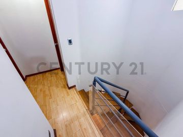 Venta dpto Duplex en Miraflores