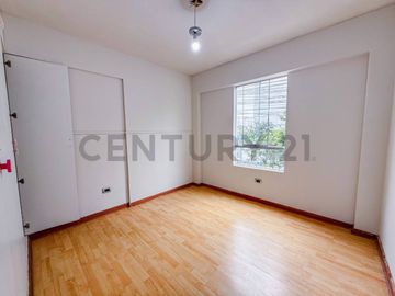Venta dpto Duplex en Miraflores