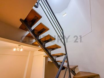 Venta dpto Duplex en Miraflores