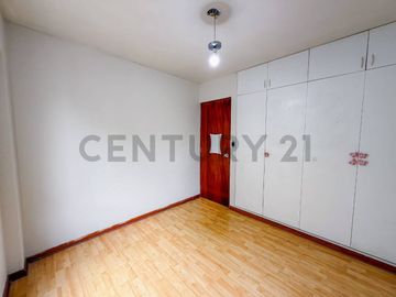 Venta dpto Duplex en Miraflores