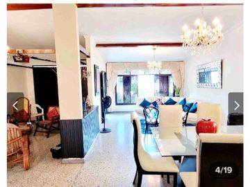 VENDO HERMOSA CASA UBICADISIMA PARAISO AREA 240 MTS  UNA PLANTA AMPIA