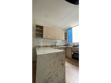 VENTA DE CASA BARRIO SALOMIA MIP- AM CW: 8484769