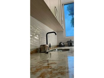 VENTA DE CASA BARRIO SALOMIA MIP- AM CW: 8484769