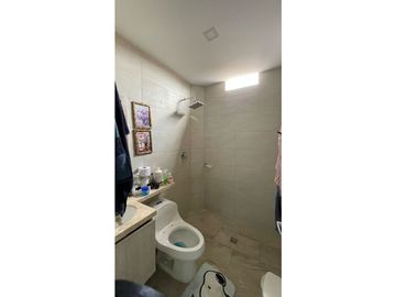 VENTA DE CASA BARRIO SALOMIA MIP- AM CW: 8484769