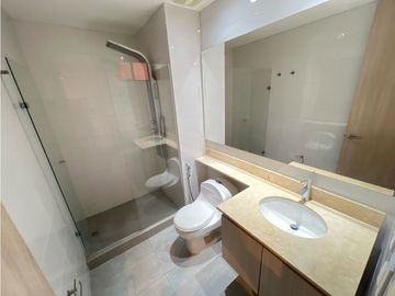 SE VENDE EXCLUSIVO Y AMPLIO APARTAMENTO EL PORTAL DE GENOVES