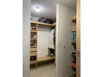 SE VENDE AMPLIO APARTAMENTO EN ANDALUCIA
