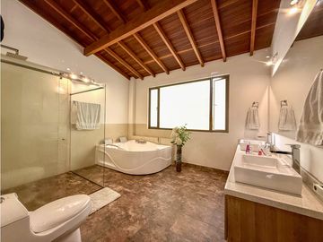 Casa en Unidad Cerrada en El Retiro
