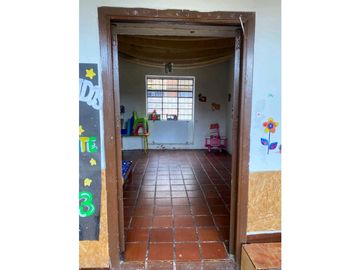 VENDO  CASA LOTE CENTRO DE CAJICA