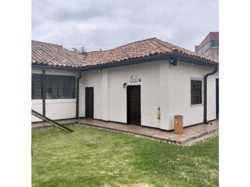 VENDO  CASA LOTE CENTRO DE CAJICA