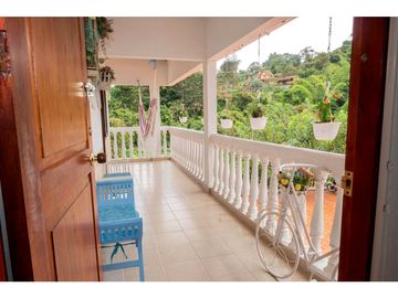 CASA CAMPESTRE EN VENTA, CALIMA, DARIEN, VALLE DEL CAUCA