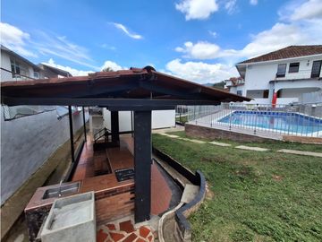 VENTA DE CASA EN FUSAGASUGA - SAN ANTONIO CONJUNTO MONTEARROYO