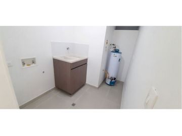 Apartamento en Venta en Envigado, sector Loma Los Mesa