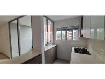 Apartamento en Venta en Envigado, sector Loma Los Mesa