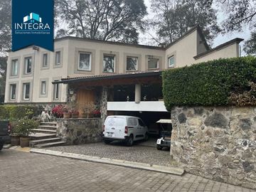Casa en renta amueblada, Paseo de los Eucaliptos, Club de Golf los Encinos.