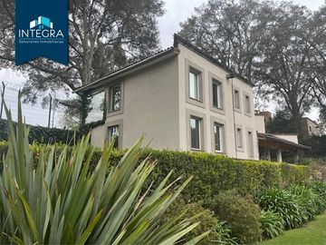 Casa en renta amueblada, Paseo de los Eucaliptos, Club de Golf los Encinos.