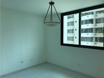 MARBELLA / PH BRISAS DE MARBELLA / 220m2 / 4 HABITACIONES