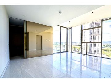 SEA CONFIABLE VENDE APARTAMENTO PH MAISON BY FENDI CASA