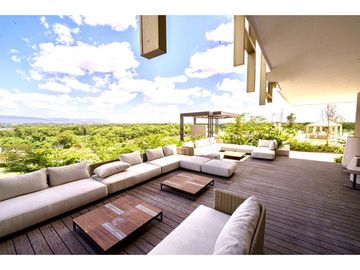 SEA CONFIABLE VENDE APARTAMENTO PH MAISON BY FENDI CASA