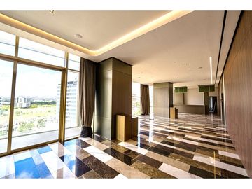 SEA CONFIABLE VENDE APARTAMENTO PH MAISON BY FENDI CASA