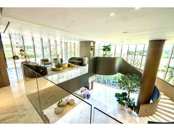 SEA CONFIABLE VENDE APARTAMENTO PH MAISON BY FENDI CASA