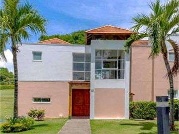 Venta de Casa Amoblada en Villas del Decameron.Rio Hato.Cod-J258