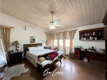 VENDO CASA EN ALTOS DEL GOLF CON PISCINA PRIVADA (2)