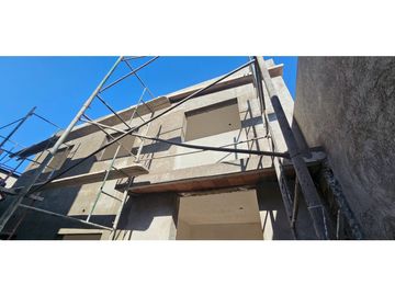 VENTA · DEPARTAMENTO PRIMER PISO · 2 DORM · G.CRUZ ·  BENEGAS