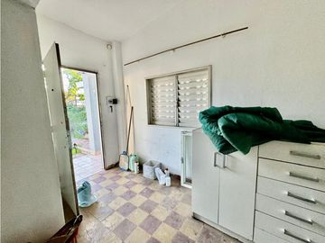 VENTA DE TRES CASAS CÉNTRICAS EN CAPILLA DEL MONTE