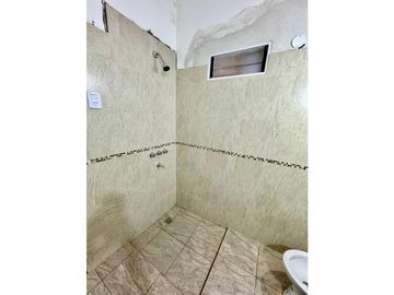 VENTA DE TRES CASAS CÉNTRICAS EN CAPILLA DEL MONTE
