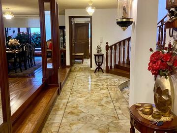 Casa en venta en Cuenca,  a 2 minutos del Centro Histórico