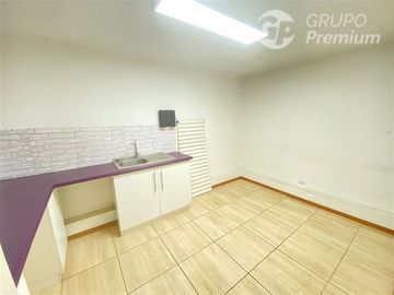 Local Comercial en Venta en 9610