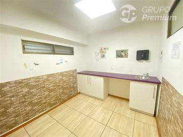 Local Comercial en Venta en 9610