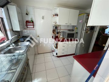 Casa en Venta en Alcazar Oriente con Liquidambar