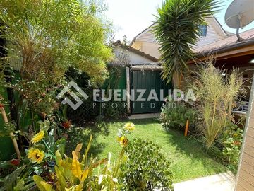 Casa en Venta en Alcazar Oriente con Liquidambar