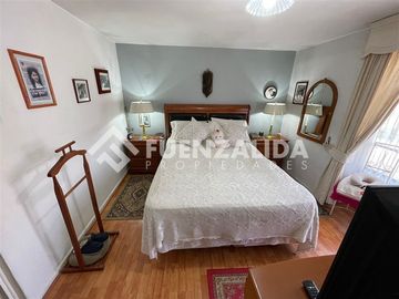 Casa en Venta en Alcazar Oriente con Liquidambar