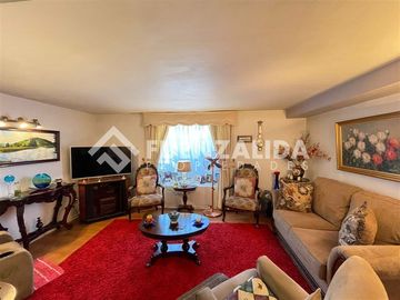 Casa en Venta en Alcazar Oriente con Liquidambar