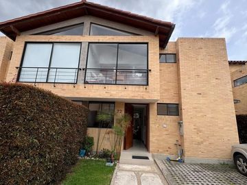 CASA en ARRIENDO en Cajicá Condominio Bosque Madero