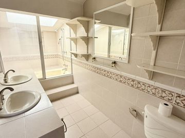 Casa en renta con opción a compra en fracc. Coapexpan