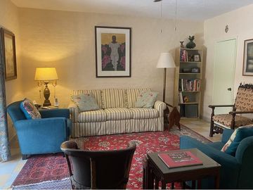 Venta de Casa de 2 Recámaras en San Miguel de Allende – Rooftop y Cochera