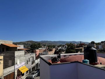 Venta de Casa de 2 Recámaras en San Miguel de Allende – Rooftop y Cochera